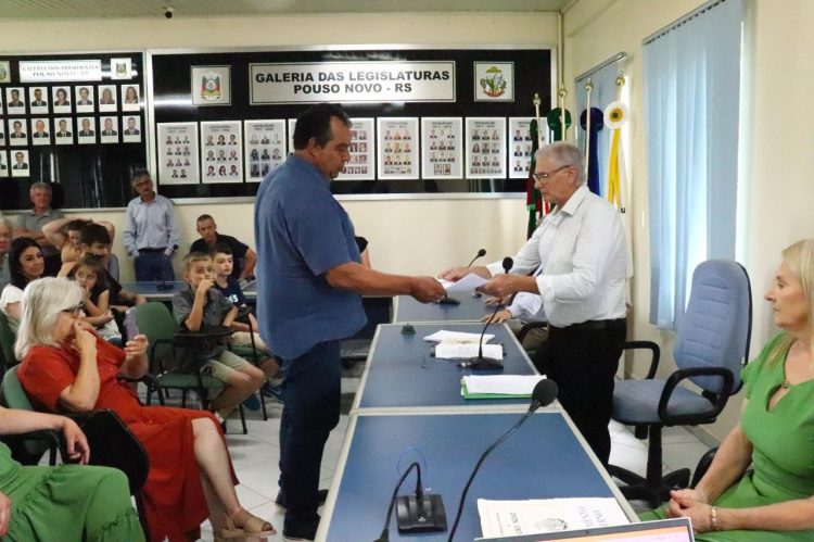 LEGISLATURA 2025/2028: Vereadores eleitos são empossados. Vereadora Neiva Maria Zanatta Bianchini é eleita para presidir biênio 2025/2026