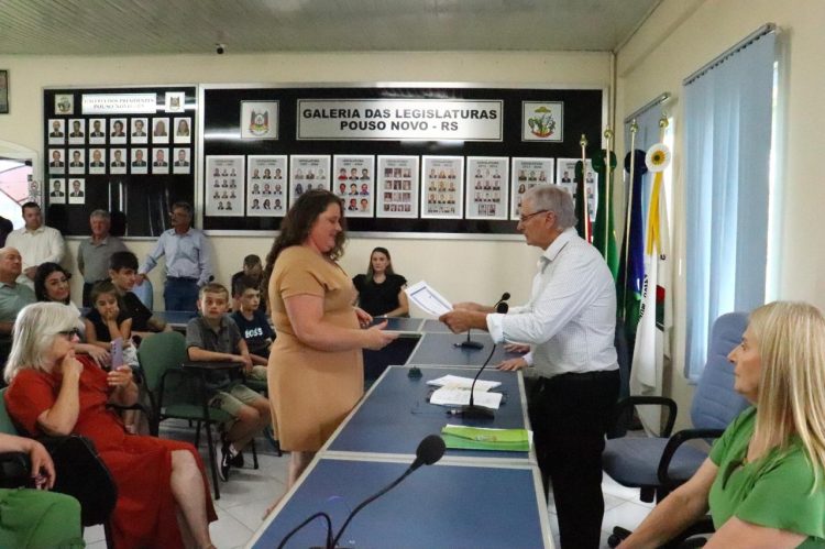 LEGISLATURA 2025/2028: Vereadores eleitos são empossados. Vereadora Neiva Maria Zanatta Bianchini é eleita para presidir biênio 2025/2026
